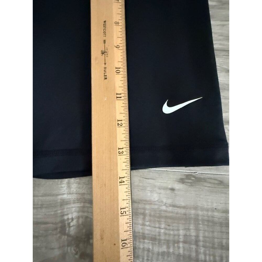 NWT Nike Pro Women's Tight Fit Shorts - Black - Size XL - Picture 4 of 10